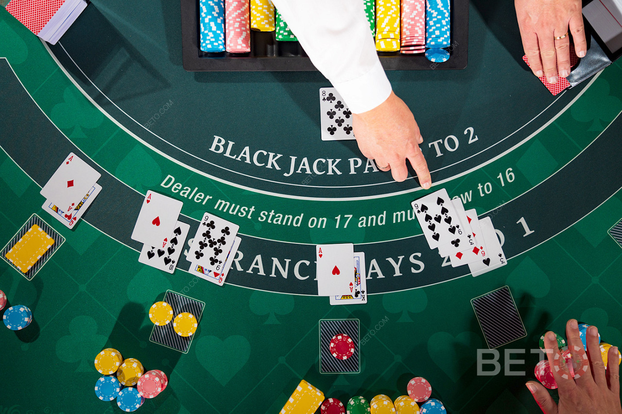 تعد لعبة Blackjack Online أكثر من مجرد ألعاب بطاقات على الكمبيوتر. العب بمسؤولية