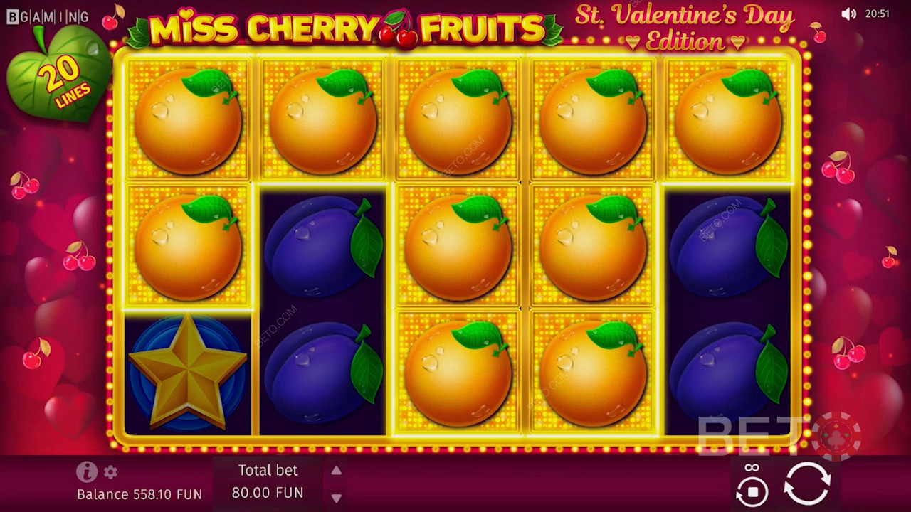 الكثير من الرموز البرتقالية على فتحة Miss Cherry Fruits